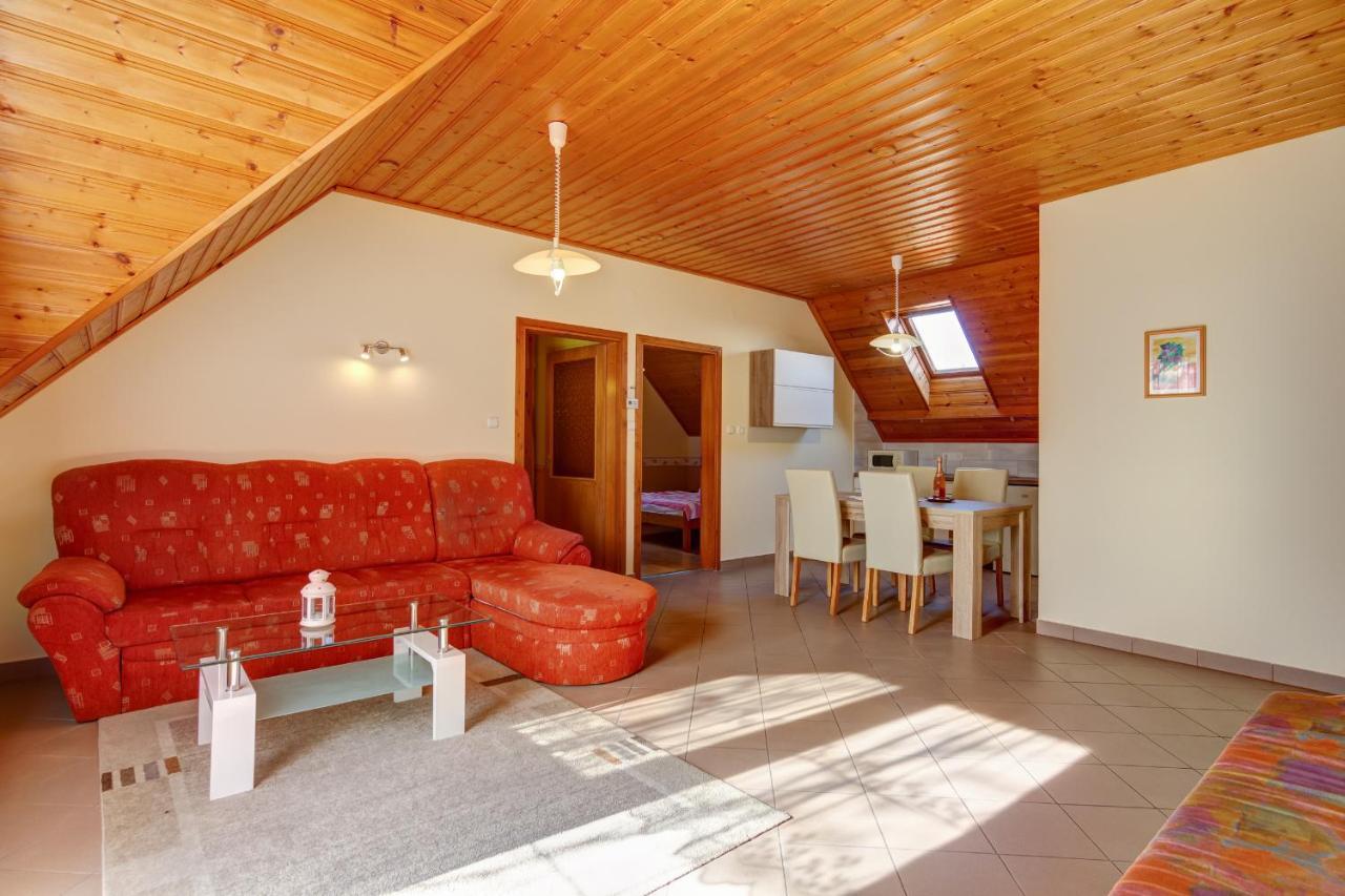 Andrea Villa Heviz I Balaton Exterior photo